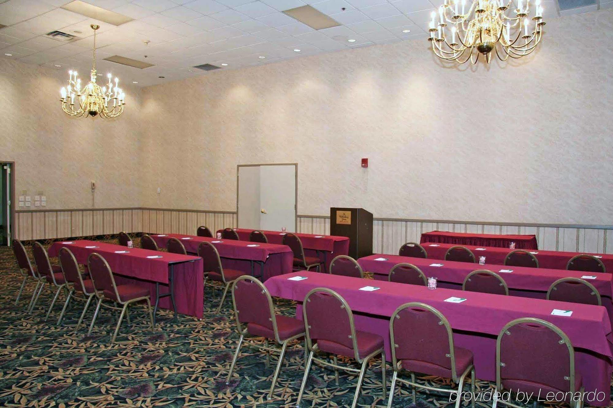 Oyo Hotel Tulsa I-44 Midtown ธุรกิจ รูปภาพ