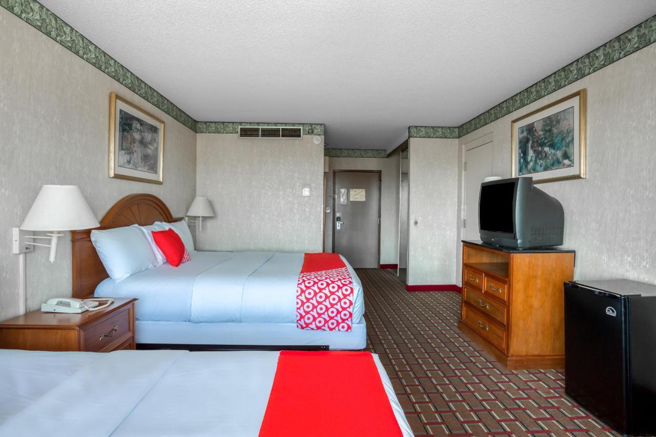 Oyo Hotel Tulsa I-44 Midtown ภายนอก รูปภาพ